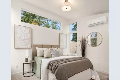 12002 20th Avenue NE, Seattle, WA 98125 - Photo 13