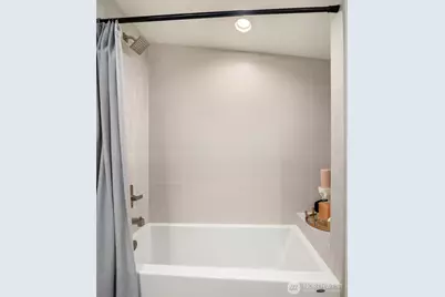 12002 20th Avenue NE, Seattle, WA 98125 - Photo 15