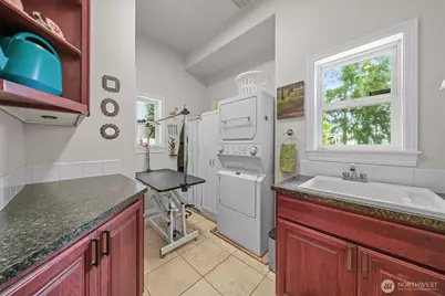 10823 Seaview Drive, Anderson Island, WA 98303 - Photo 21