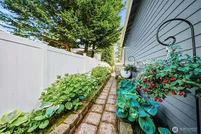 10823 Seaview Drive, Anderson Island, WA 98303 - Photo 37