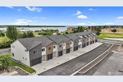 6398 NE Melby Way #2, Moses Lake, WA 98837 - Photo 3