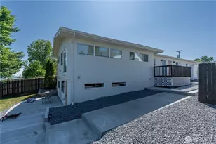 3013 W Lakeside Dr, Moses Lake, WA 98837 - Photo 3
