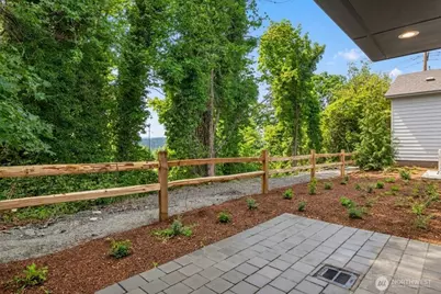 4411 21st Avenue SW, Seattle, WA 98106 - Photo 3