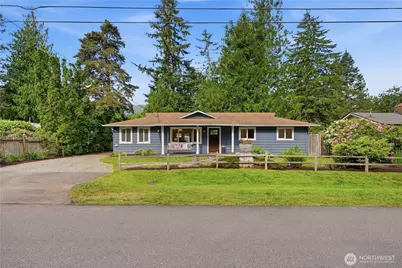 617 Pickett Avenue NE, North Bend, WA 98045 - Photo 1