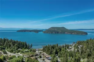 4114 Ellisport Pl, Anacortes, WA 98221 - Photo 3