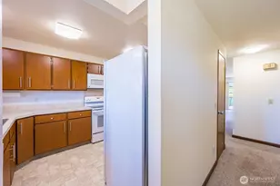 1301 S 3rd Ave, Sequim, WA 98382 - Photo 3