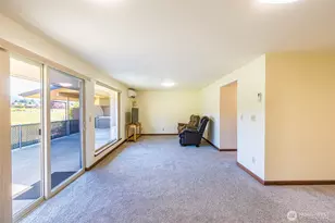 1301 S 3rd Ave, Sequim, WA 98382 - Photo 7