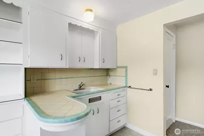 3604 Beach Drive SW, Seattle, WA 98116 - Photo 13