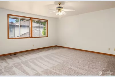 11828 43rd Drive SE, Everett, WA 98208 - Photo 23