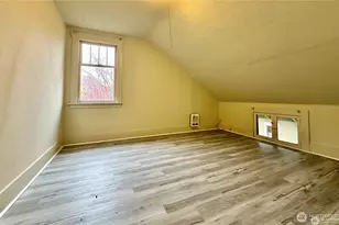 114 Wells Ave S, Renton, WA 98057 - Photo 7