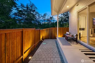 2627 SW 100th St, Seattle, WA 98146 - Photo 27