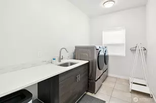 2627 SW 100th St, Seattle, WA 98146 - Photo 25