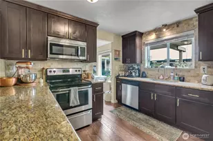 10430 Gravelly Lake Dr SW, Lakewood, WA 98499 - Photo 5
