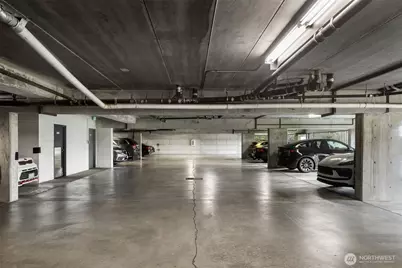 145 105th Avenue SE #25, Bellevue, WA 98004 - Photo 23