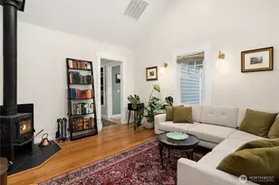 14268 N Madison Ave NE, Bainbridge Island, WA 98110 - Photo 13