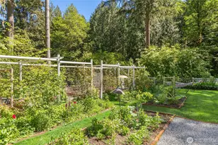 14268 N Madison Ave NE, Bainbridge Island, WA 98110 - Photo 25