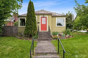 624 S Gold St, Centralia, WA 98531 - Photo 1