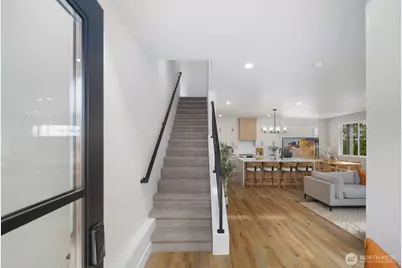 9416 Olson Place SW, Seattle, WA 98106 - Photo 3