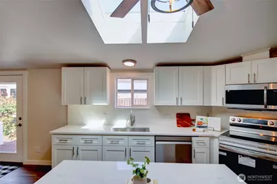 1115 Todd Place, Burlington, WA 98233 - Photo 13