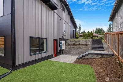11647 Beacon Avenue S, Seattle, WA 98178 - Photo 35