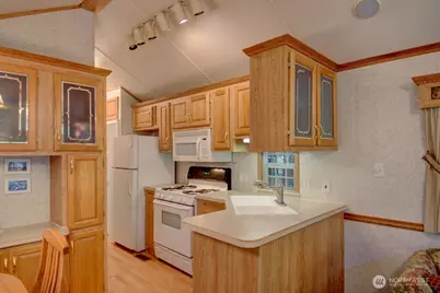 134 Drial Loop, Deming, WA 98244 - Photo 5