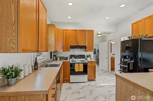 741 S Henderson St, Seattle, WA 98108 - Photo 11