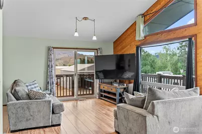 5 Parkway Street W, Omak, WA 98841 - Photo 7
