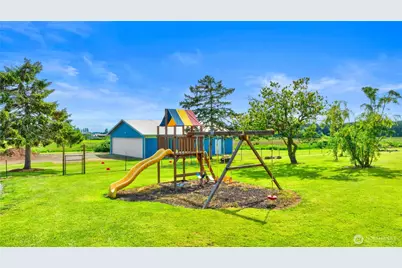 1159 Monroe Landing Road, Oak Harbor, WA 98277 - Photo 9