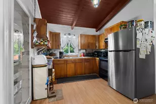 31 N Colony Surf Dr, Lilliwaup, WA 98555 - Photo 9