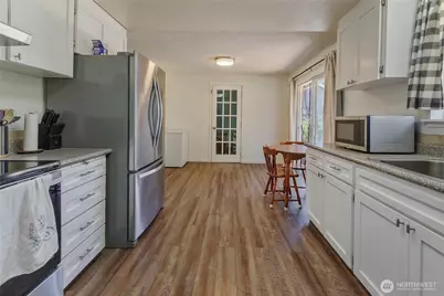 759 134th Street S, Tacoma, WA 98444 - Photo 11