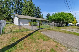 759 134th St S, Tacoma, WA 98444 - Photo 25