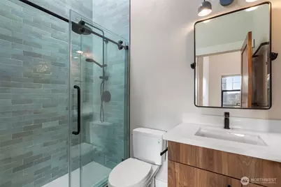 10715 2nd Avenue NW, Seattle, WA 98177 - Photo 17