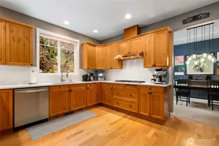 9204 234th Pl SW, Edmonds, WA 98020 - Photo 9
