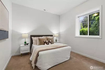 11262 SE 34th St, Bellevue, WA 98004 - Photo 35