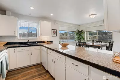 1735 Park Avenue #B201, Bremerton, WA 98337 - Photo 17