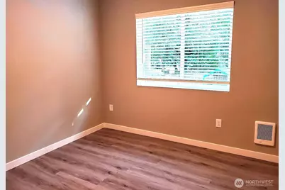 1823 Karen Frazier Road SE, Olympia, WA 98501 - Photo 9