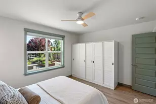 503 5th St, Steilacoom, WA 98388 - Photo 15