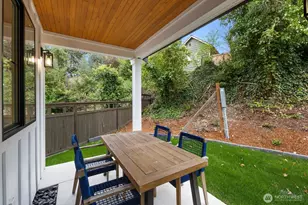 9434 Olson Pl SW, Seattle, WA 98106 - Photo 15