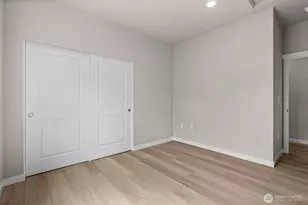 8827 B E D St, Tacoma, WA 98445 - Photo 11