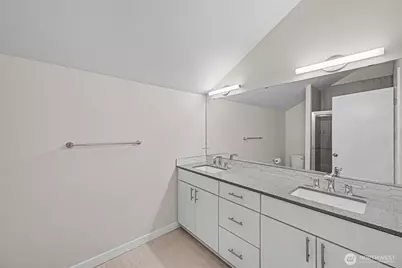 7120 B Beacon Avenue S #2, Seattle, WA 98108 - Photo 25