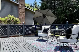 2051 NE Bartre Ct, Poulsbo, WA 98370 - Photo 9