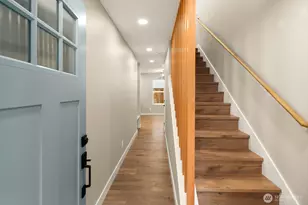 13005 1st Ave NE, Seattle, WA 98125 - Photo 3