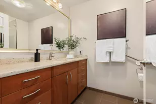 9901 NE 4th St, Bellevue, WA 98004 - Photo 19