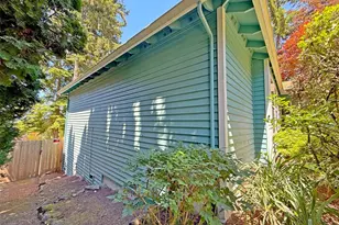 12901 Avante Dr, Silverdale, WA 98383 - Photo 35