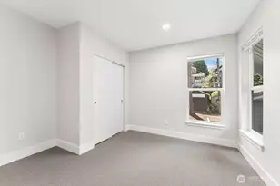 5243 19th Ave NE, Seattle, WA 98105 - Photo 23