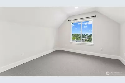 5243 19th Avenue NE, Seattle, WA 98105 - Photo 31