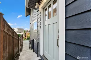5243 19th Ave NE, Seattle, WA 98105 - Photo 11