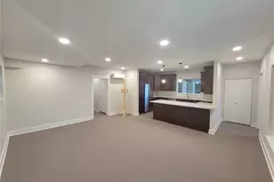 5243 19th Ave NE, Seattle, WA 98105 - Photo 7