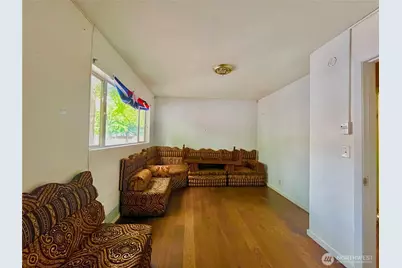 4200 Rainier Avenue S, Seattle, WA 98118 - Photo 11