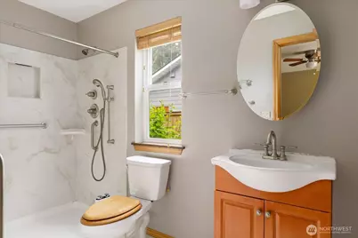2301 SW Rosario Place, Oak Harbor, WA 98277 - Photo 13